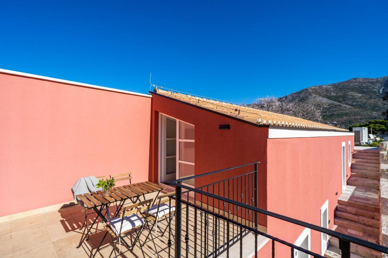 Apartman Rokotin With Pool And Great View Cavtat